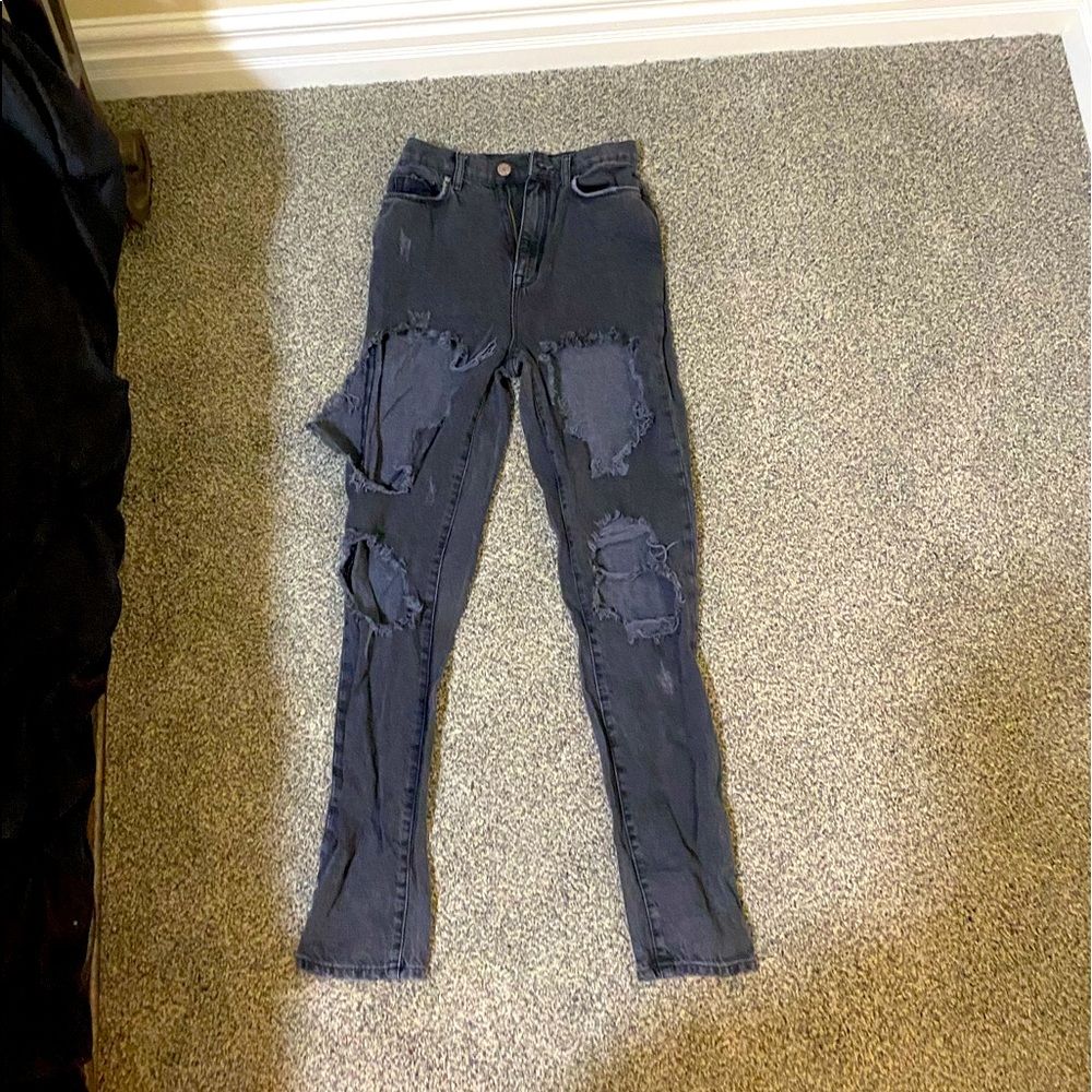 High waisted Ripped Jeans